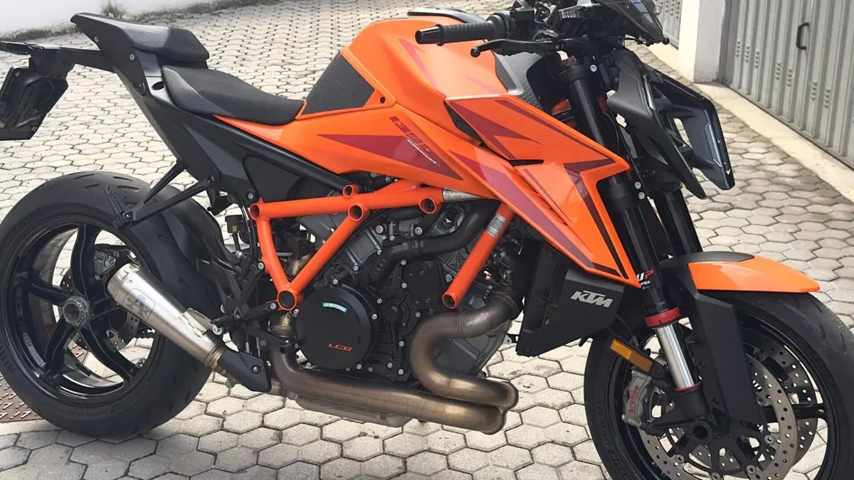 KTM 1390 Super Duke R (2024 - 26) 