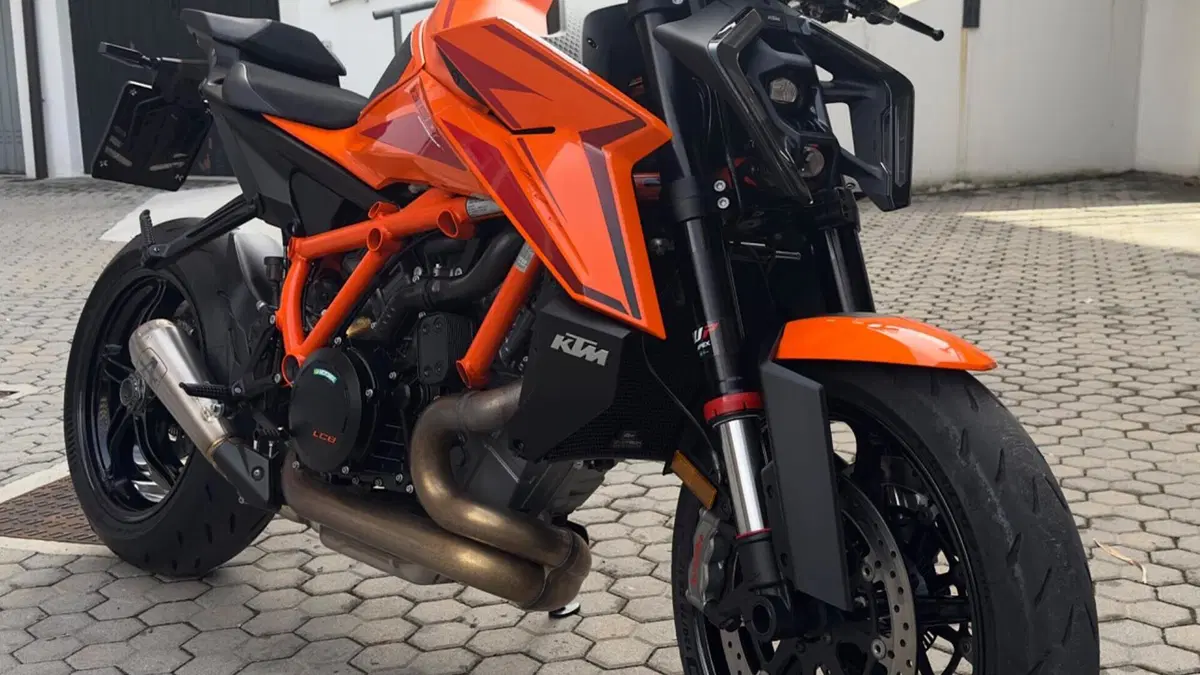 KTM 1390 Super Duke R (2024 - 26)  (2)