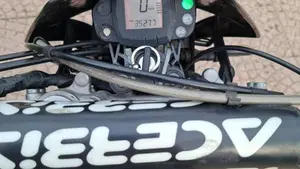 Betamotor RR 125 4T Motard (2006 - 11)  (3)