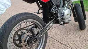 Betamotor RR 125 4T Motard (2006 - 11)  (7)