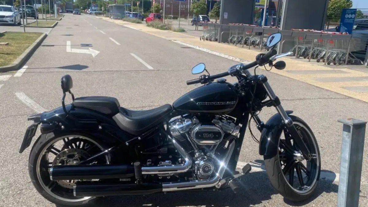 Harley-Davidson Breakout (2021 - 22) 