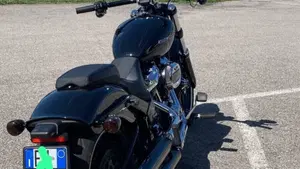 Harley-Davidson Breakout (2021 - 22)  (2)