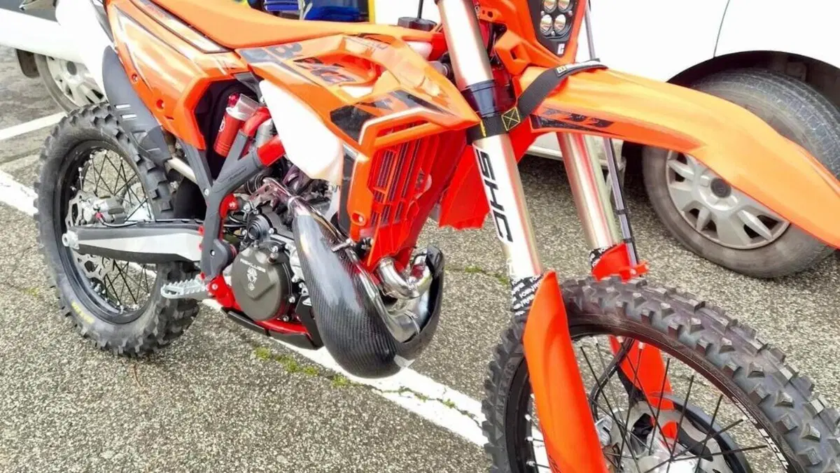 Betamotor RR X-PRO 200 2T Enduro (2026)  (2)