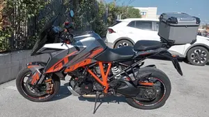 KTM 1290 Super Duke GT ABS (2016 - 18)  (2)