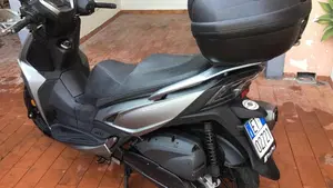 Kymco Agility 300i (2020)  (2)