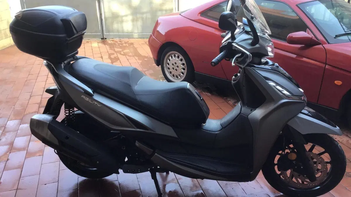 Kymco Agility 300i (2020)  (3)
