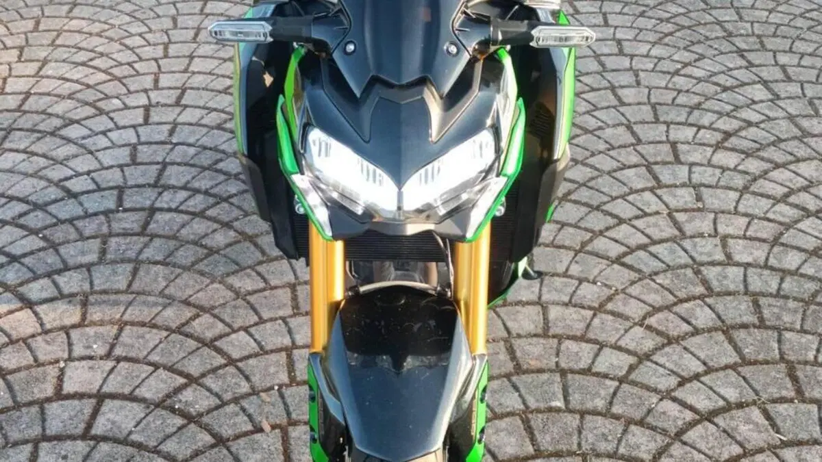 Kawasaki Z 900 SE (2022 - 24)  (3)