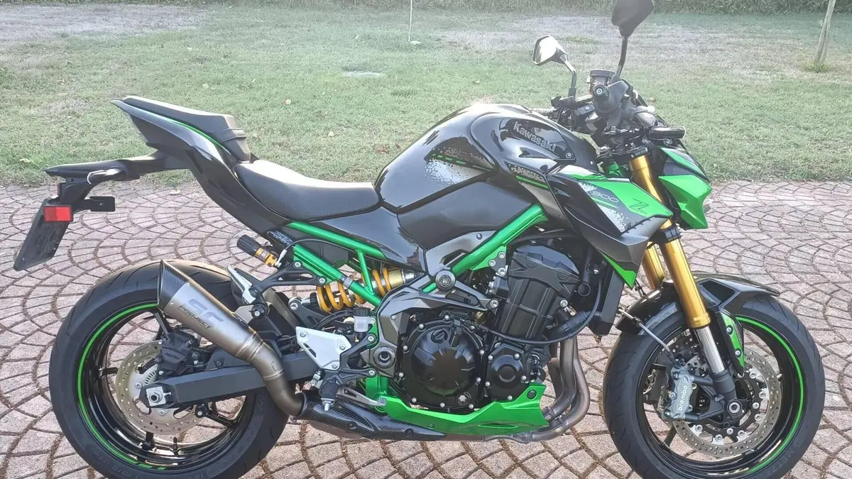 Kawasaki Z 900 SE (2022 - 24)  (4)