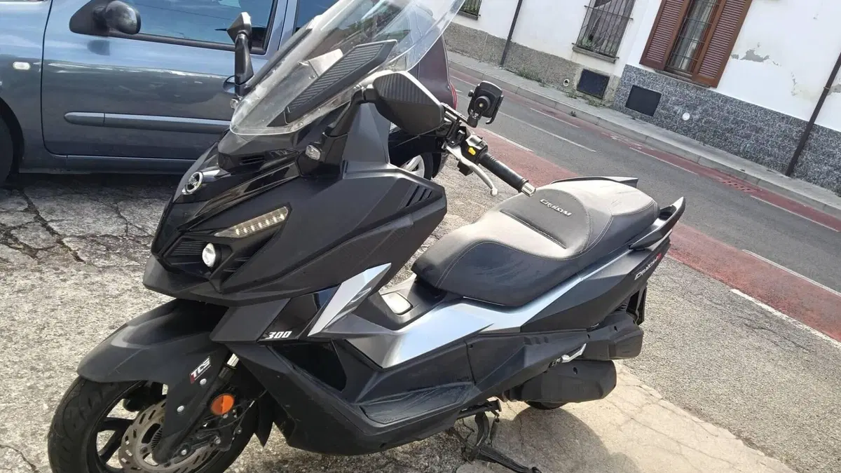Sym Cruisym 300 (2021 - 24)  (6)