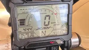 Honda X-ADV 750 (2018 - 20)  (2)