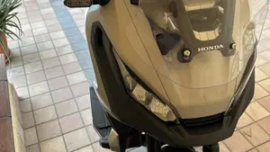 Honda X-ADV 750 (2018 - 20)  (4)