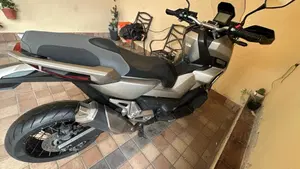 Honda X-ADV 750 (2018 - 20)  (5)