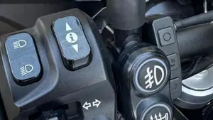 Triumph Tiger 800 XCx (2017 - 18)  (7)