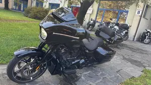 Harley-Davidson Street Glide (2024 - 26)  (3)