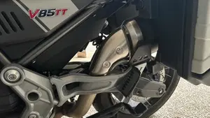 Moto Guzzi V85 TT (2021 - 23)  (5)