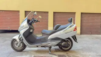 Suzuki Burgman AN 250 (2001 - 03) usata