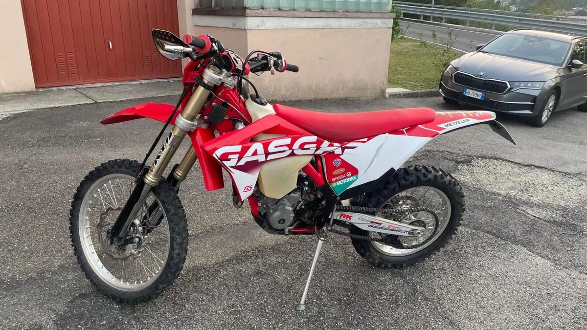 GASGAS EC 250 F (2022)  (4)
