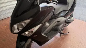 Yamaha T-Max 500 (2008 - 12)  (3)