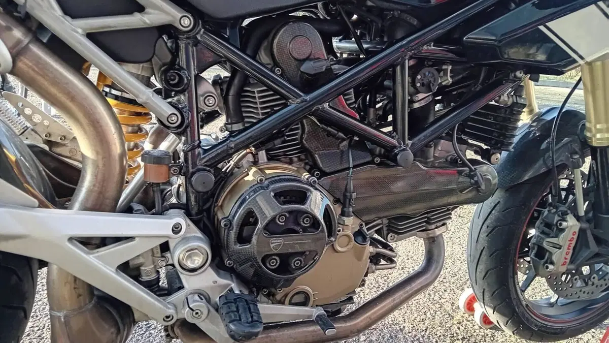 Ducati Hypermotard 1100 S (2007 - 09)  (3)