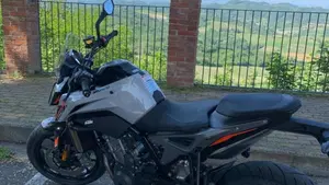 KTM 790 Duke L (2023 - 24)  (4)