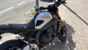 Yamaha MT-09 SP (2021 - 23)  (2)
