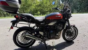Kawasaki Z 900 RS (2018 - 20)  (3)