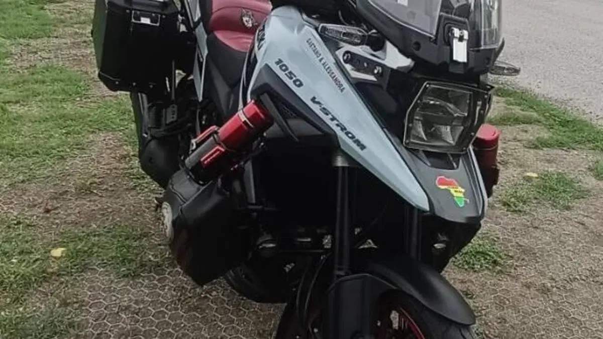 Suzuki V-Strom 1050SE (2023 - 24)  (2)