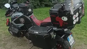 Suzuki V-Strom 1050SE (2023 - 24)  (4)
