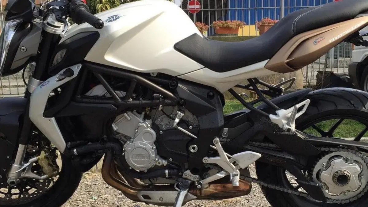 MV Agusta Brutale 675 EAS ABS (2011 - 16) 