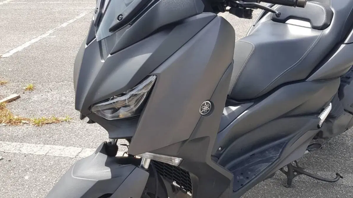 Yamaha X-Max 400 ABS (2017 - 20)  (2)