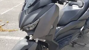 Yamaha X-Max 400 ABS (2017 - 20)  (2)