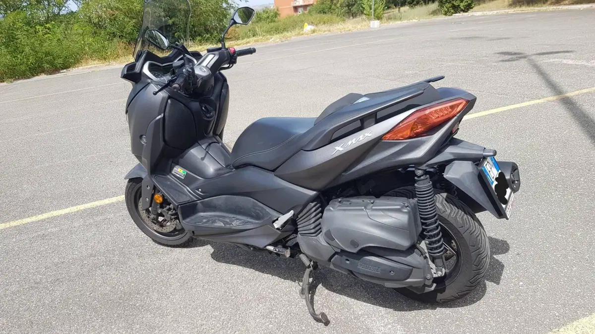 Yamaha X-Max 400 ABS (2017 - 20)  (9)