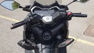 Yamaha X-Max 400 ABS (2017 - 20)  (10)
