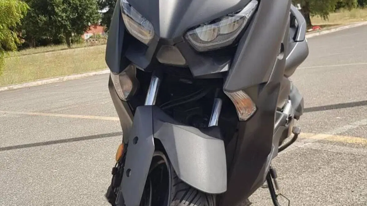 Yamaha X-Max 400 ABS (2017 - 20)  (11)
