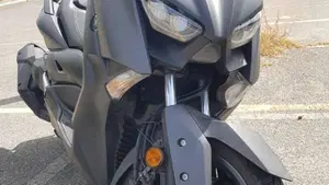 Yamaha X-Max 400 ABS (2017 - 20)  (12)