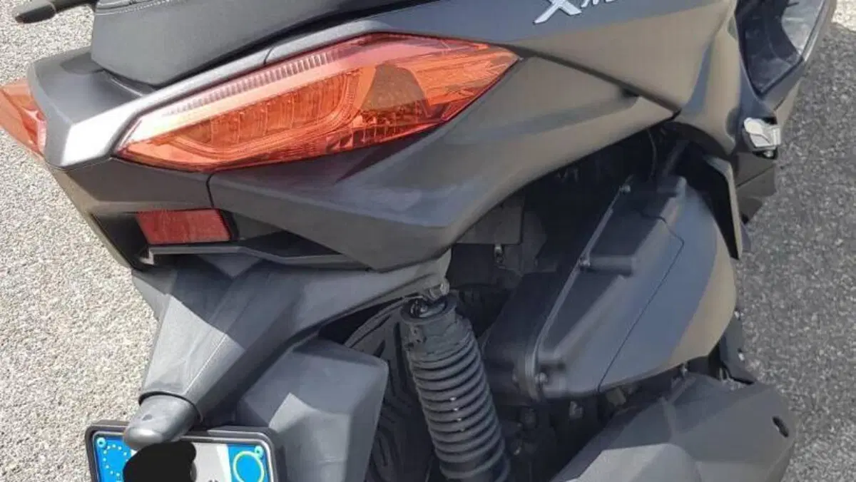 Yamaha X-Max 400 ABS (2017 - 20)  (13)