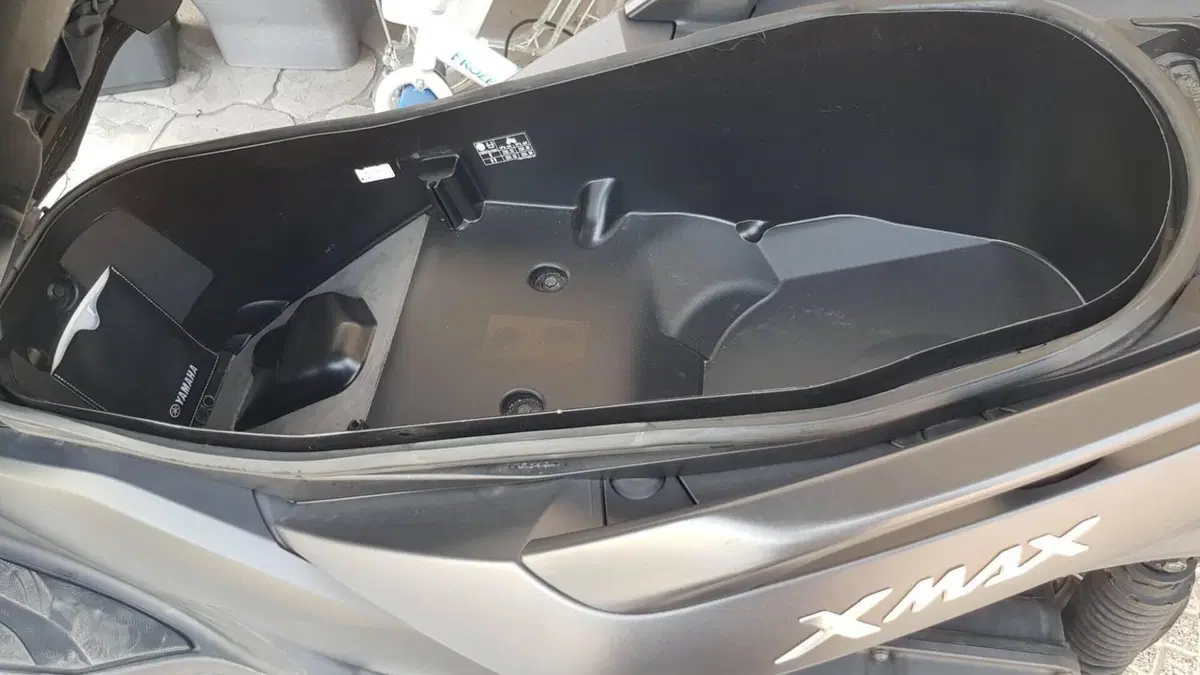 Yamaha X-Max 400 ABS (2017 - 20)  (17)