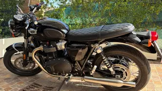 Triumph Bonneville T100 (2021 - 25) usata