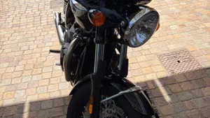 Triumph Bonneville T100 (2021 - 25)  (2)