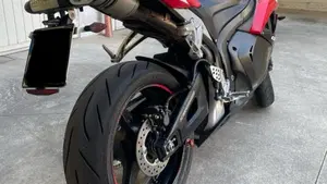 Honda CBR 600 RR (2009 - 12)  (6)