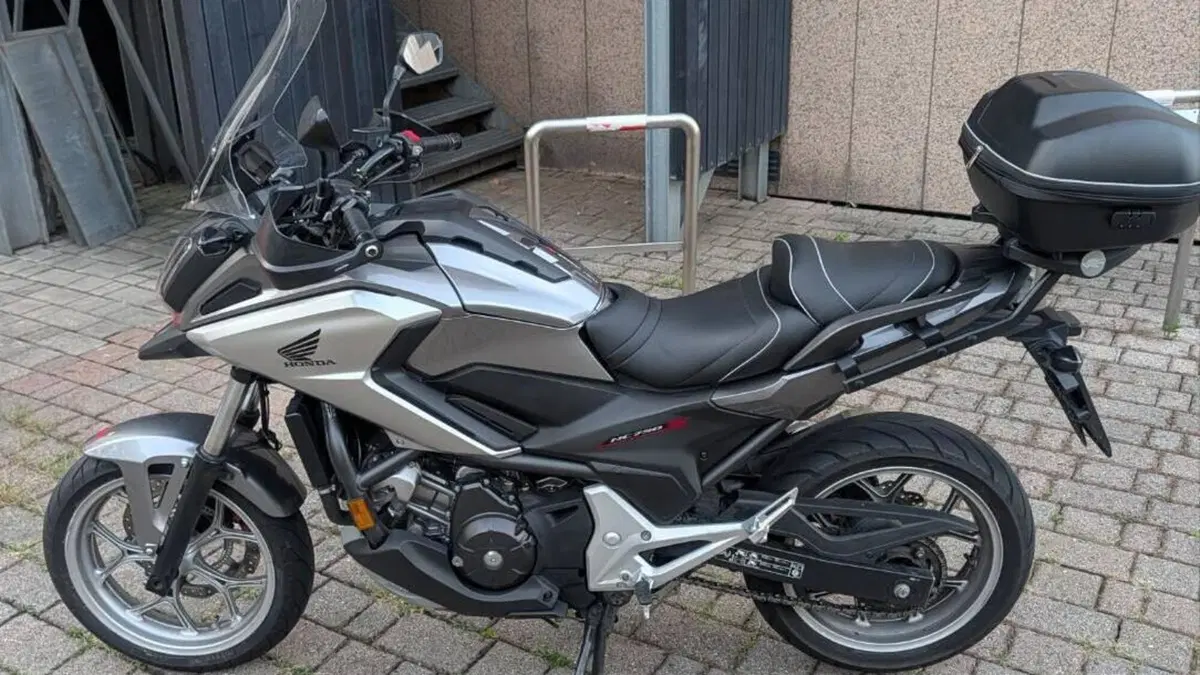 Honda NC 750 X DCT ABS (2016 -17)  (2)