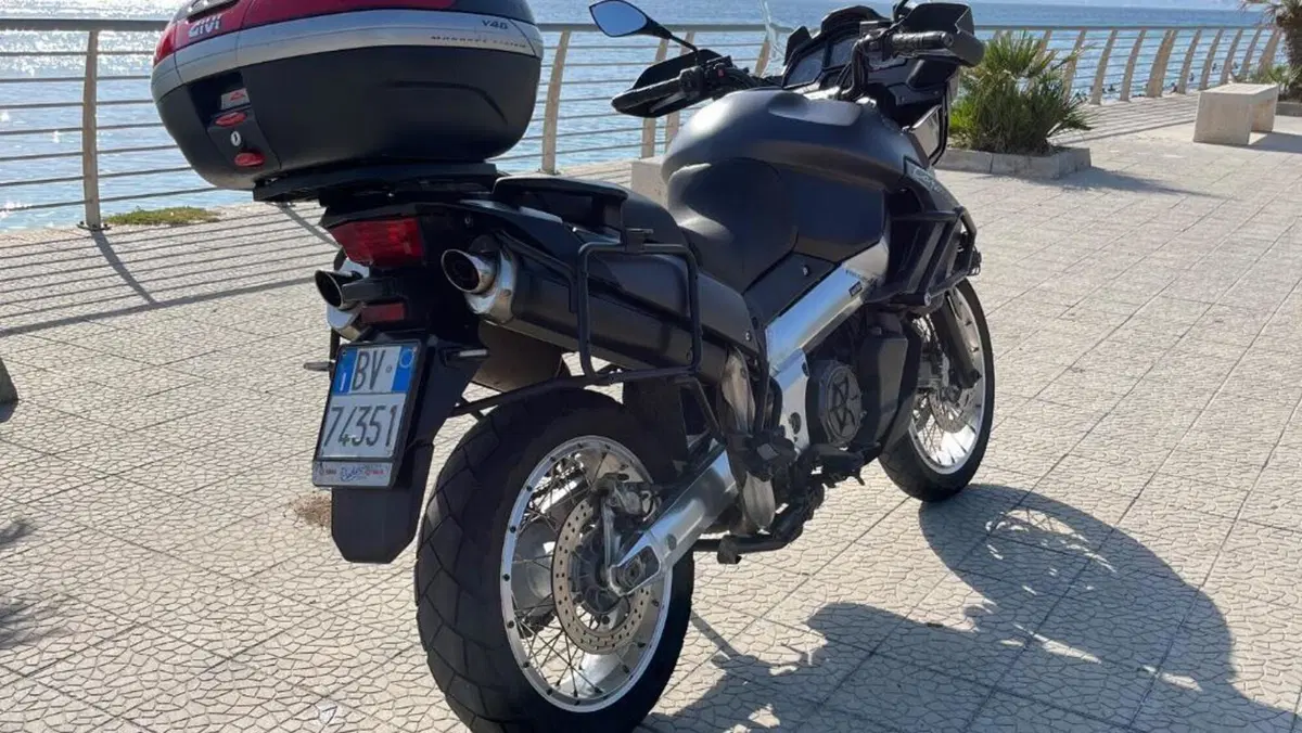 Aprilia Caponord ETV 1000 (2001 - 04)  (6)