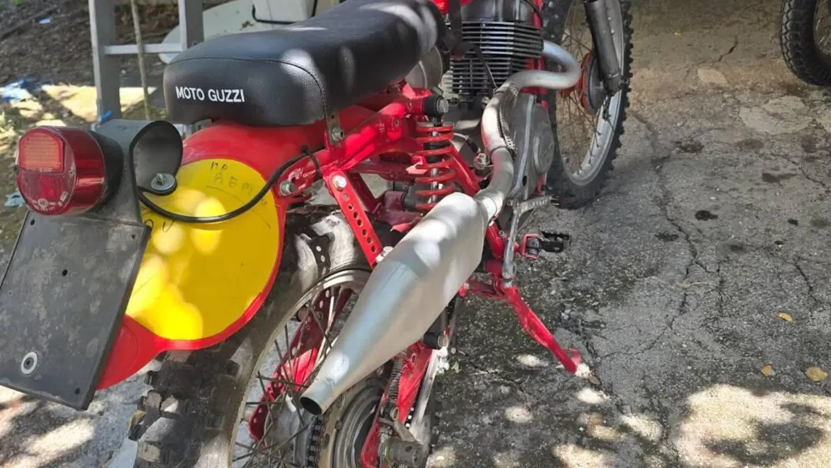 Moto Guzzi   (4)