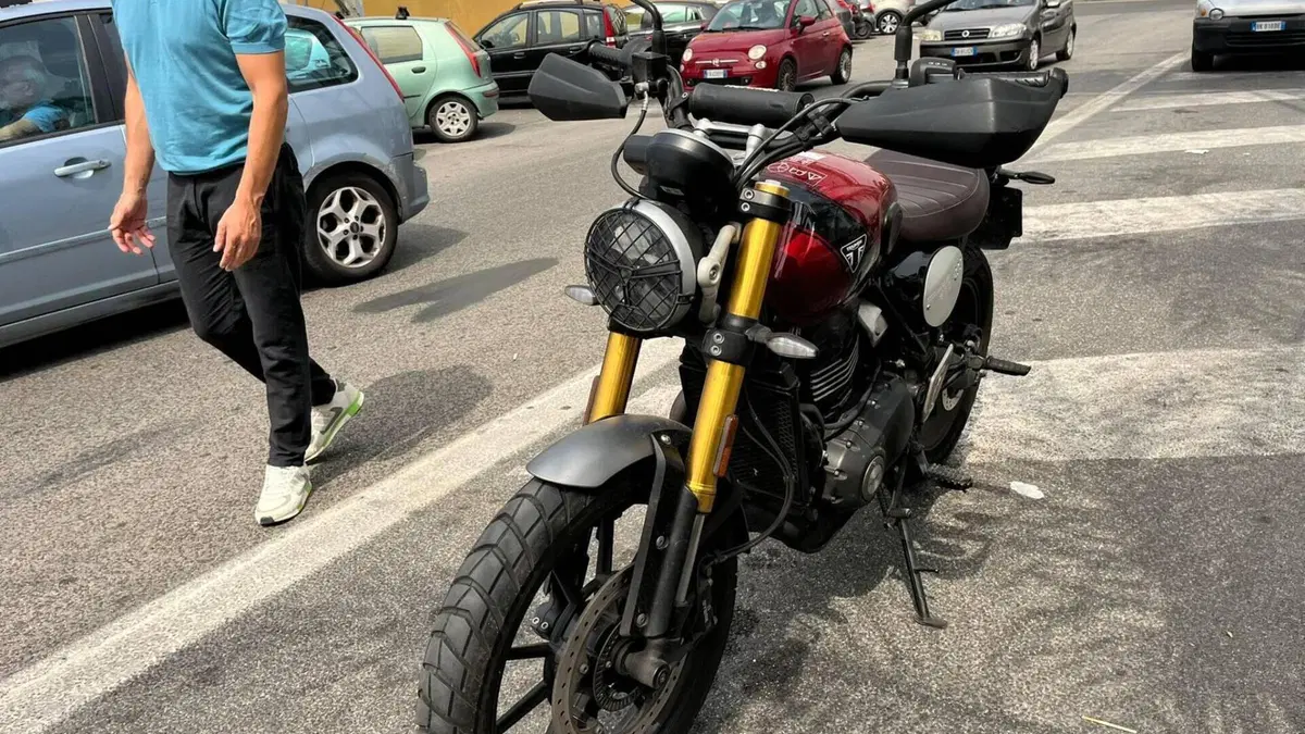 Triumph Scrambler 400 XC (2025 - 26)  (3)