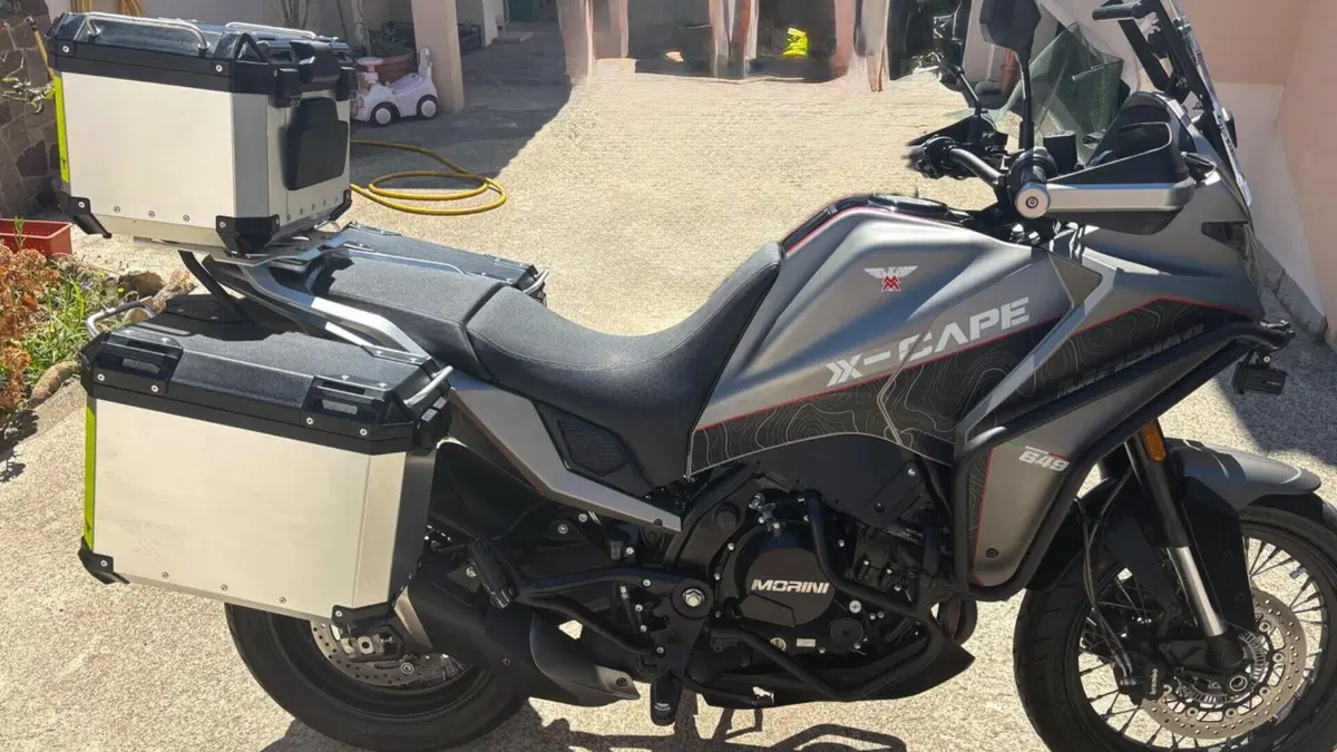 Moto Morini X-Cape 650 (2021 - 26)  (3)