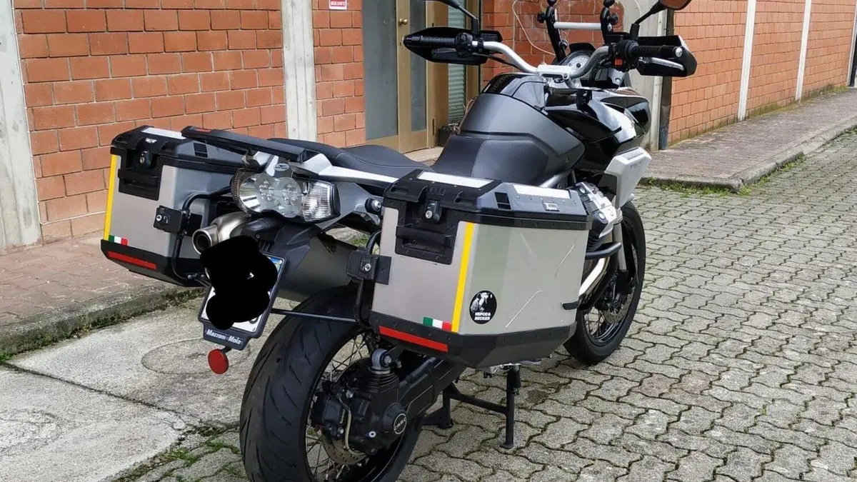 Moto Guzzi Stelvio 1200 4V (2008 - 10)  (4)