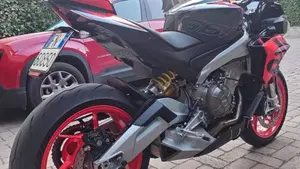 Aprilia Tuono 660 Factory (2025 - 26)  (2)