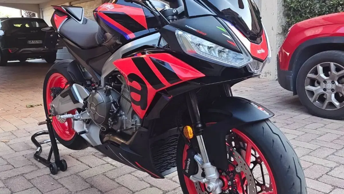 Aprilia Tuono 660 Factory (2025 - 26)  (3)