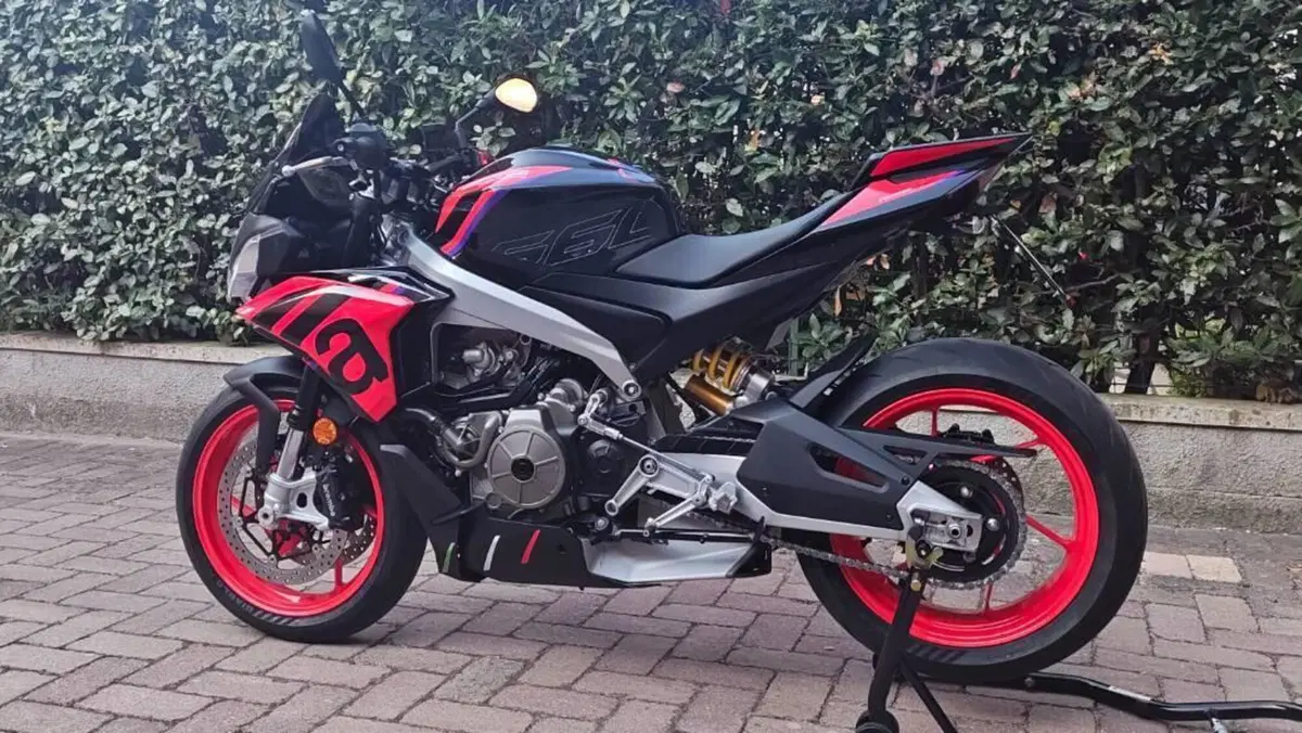 Aprilia Tuono 660 Factory (2025 - 26)  (5)