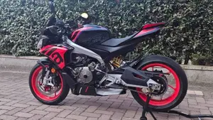 Aprilia Tuono 660 Factory (2025 - 26)  (5)